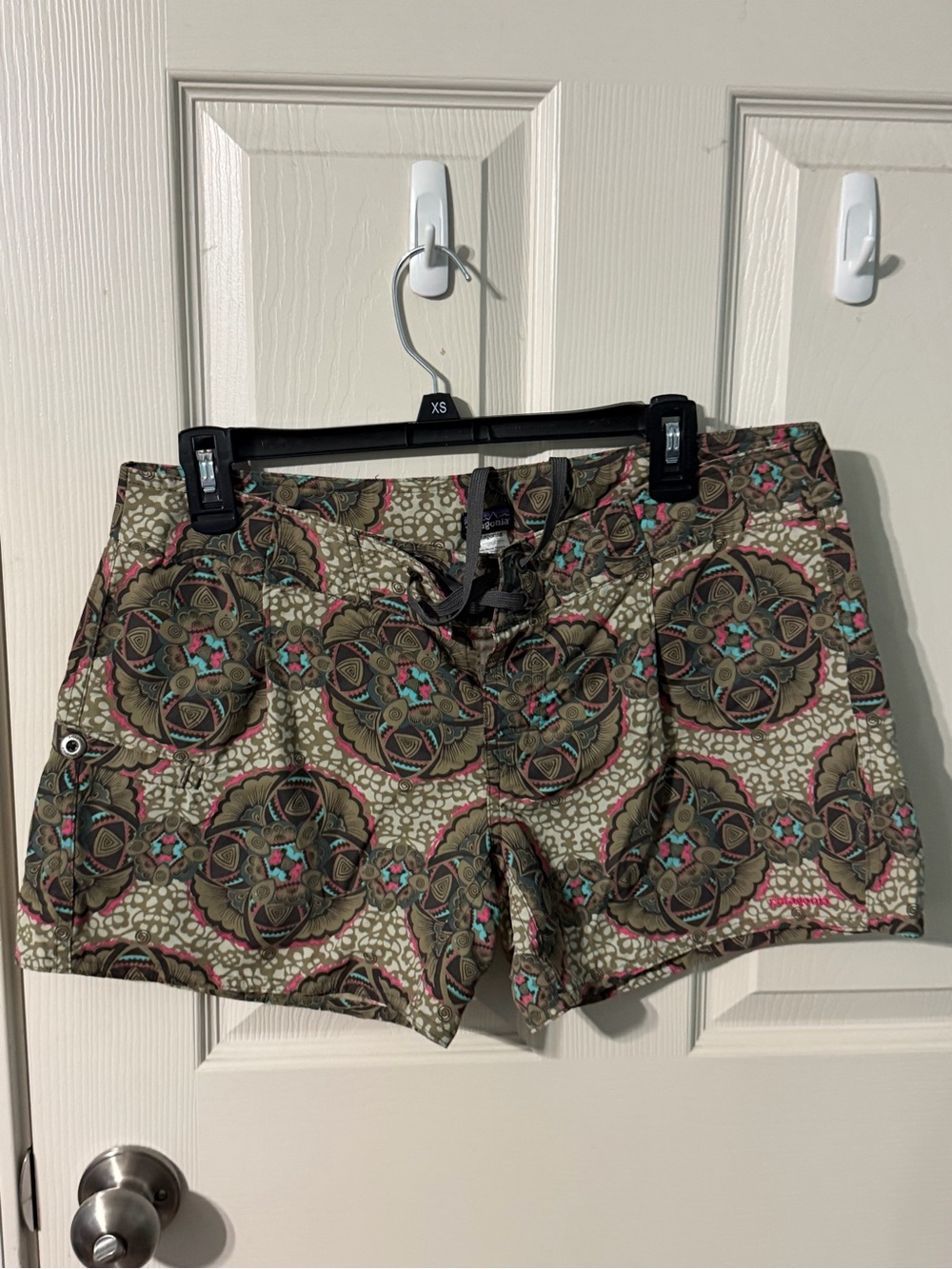 Patagonia Women’s Shorts Size 10. Excellent Condition